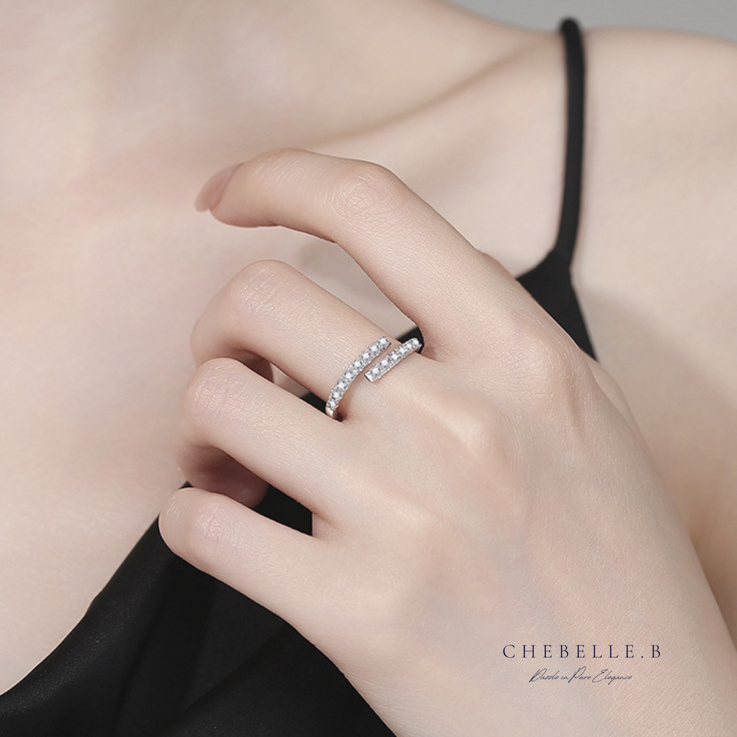 Pure Arc S925 Pavé-Set Moissanite Ring