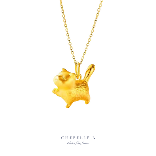 Chic Félin – Golden Cat Pendant Necklace