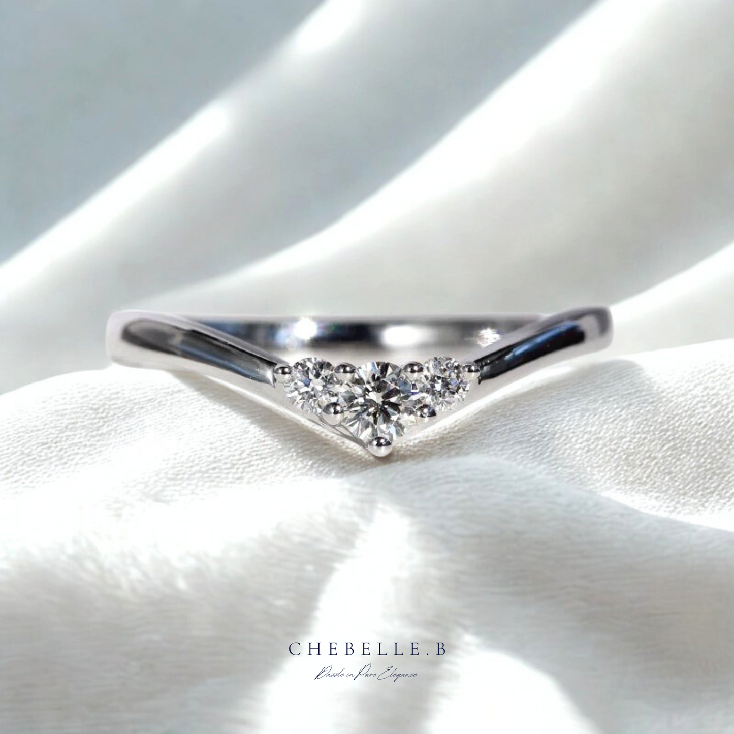 Arc Étoilé S925 Moissanite V-Shaped Ring