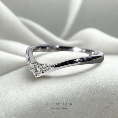 Arc Étoilé S925 Moissanite V-Shaped Ring