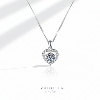 Cœur de Lumière 1.0ct Moissanite Heart Halo Pendant Necklace
