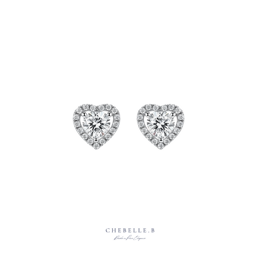 Amour Rayonnant 0.5ct Moissanite Heart Halo Earrings